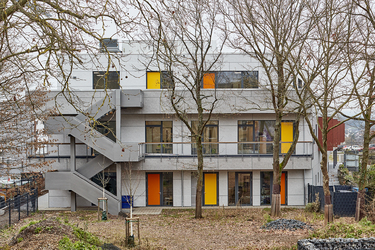 Holz-Alu-Fenster/Türen Rückansicht Aufnahme ©Lukas Huneke